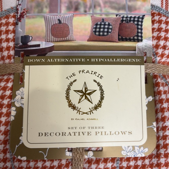 Fall Pillow Set - Picture 5 of 7